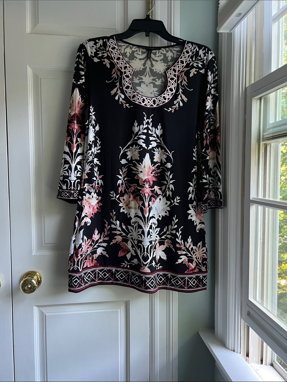 White House Black Market Black Floral Tunic with Pink and Cream